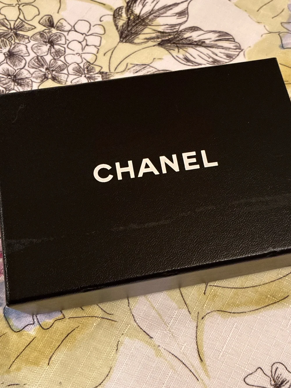 Navy CHANEL Caviar Wallet (Entrupy Verified) with Box